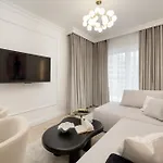 Elegant With Parking On Kępa Mieszczańska By Renters Prestige