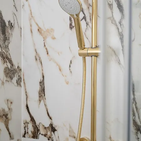 Elegant With Parking On Kepa Mieszczanska By Renters Prestige Wroclaw