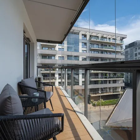 Апартаменты Elegant With Parking On Kepa Mieszczanska By Renters Prestige Вроцлав