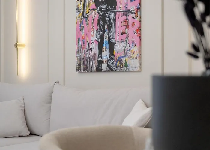 Elegant With Parking On Kepa Mieszczanska By Renters Prestige Wrocław